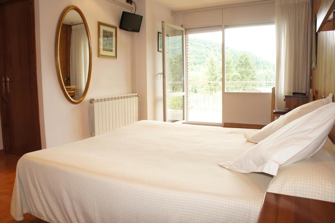 Hotel Solana Del Ter Ripoll Eksteriør billede