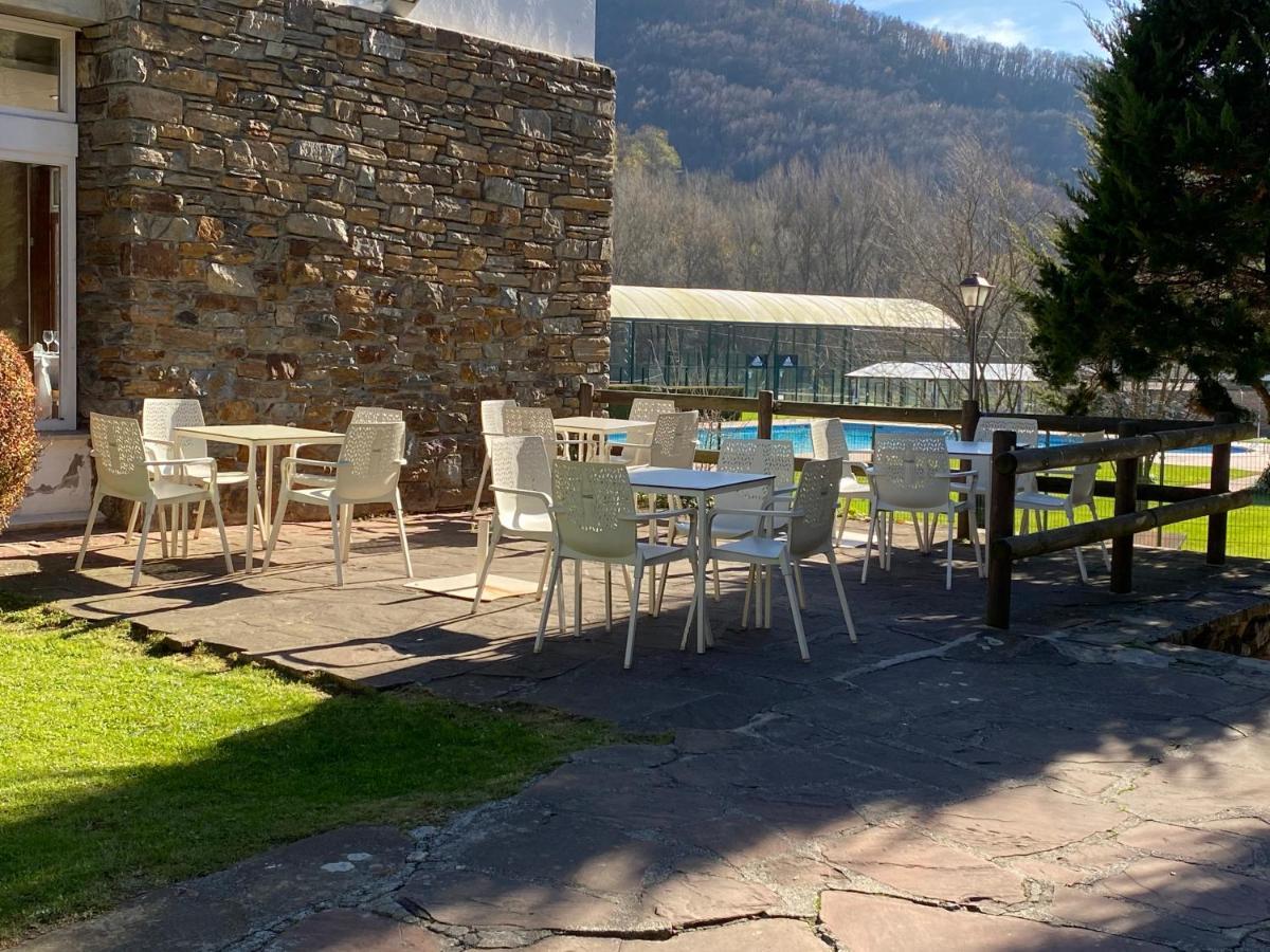 Hotel Solana Del Ter Ripoll Eksteriør billede
